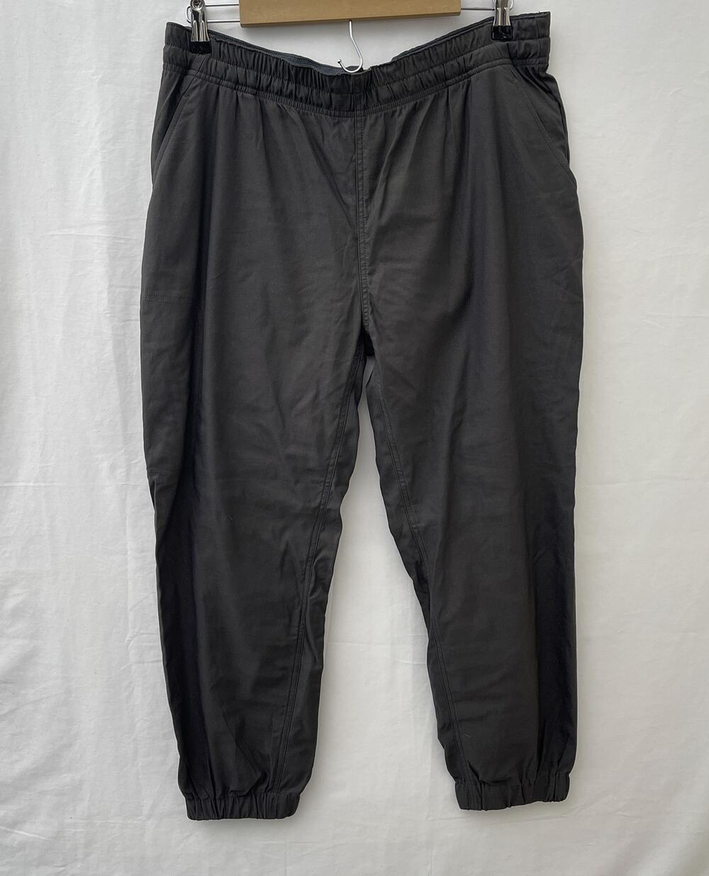 Prana Pants Women XL Dark Gray Alana Jogger Hiking Bottoms UPF 50+ Quick Dry NEW